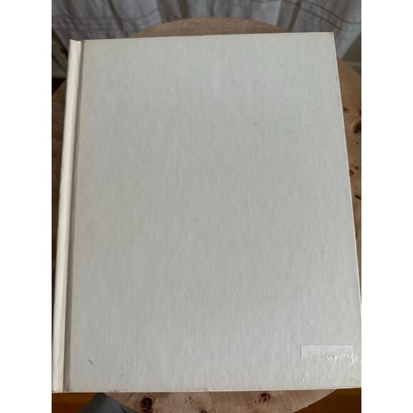 Norman Rockwell’s Christmas Book | 1977 Vintage Holiday Art & Stories - Picture 3 of 7